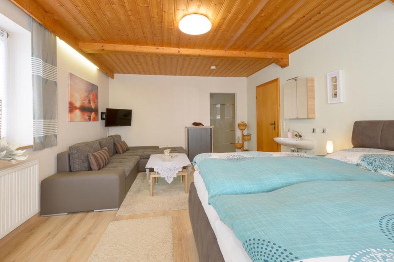 Ferienwohnung Voelkl Bobrach Exterior photo